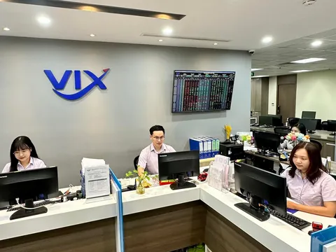 Chứng khoán VIX: Thành viên HĐQT và ban kiểm soát xin từ nhiệm