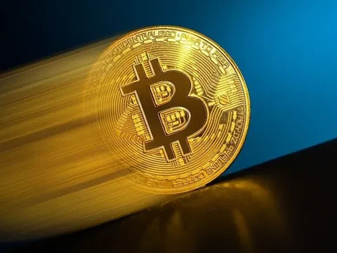 Lần đầu tiên trong lịch sử, bitcoin vượt mốc 70.000 USD