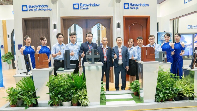 eurowwindow-anh-1-1790949602.jpg