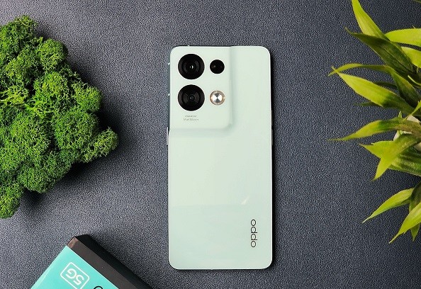 Oppo ra mắt Reno 8 Pro 5G tại Việt Nam, giá gần 19 triệu đồng