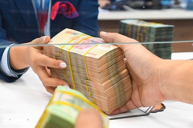 Ngân hàng Nhà nước tăng lãi suất điều hành thêm 1%