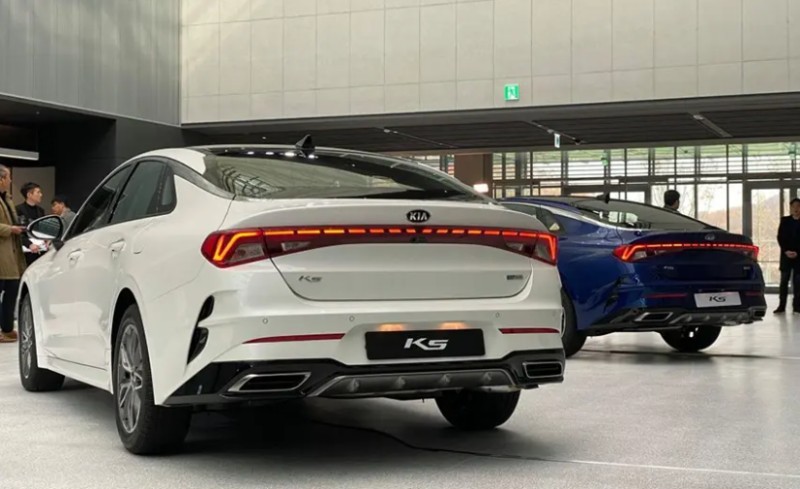 Kia K5 mới nhất tháng 11/2022 đổi mới tòan diện, giá hấp dẫn