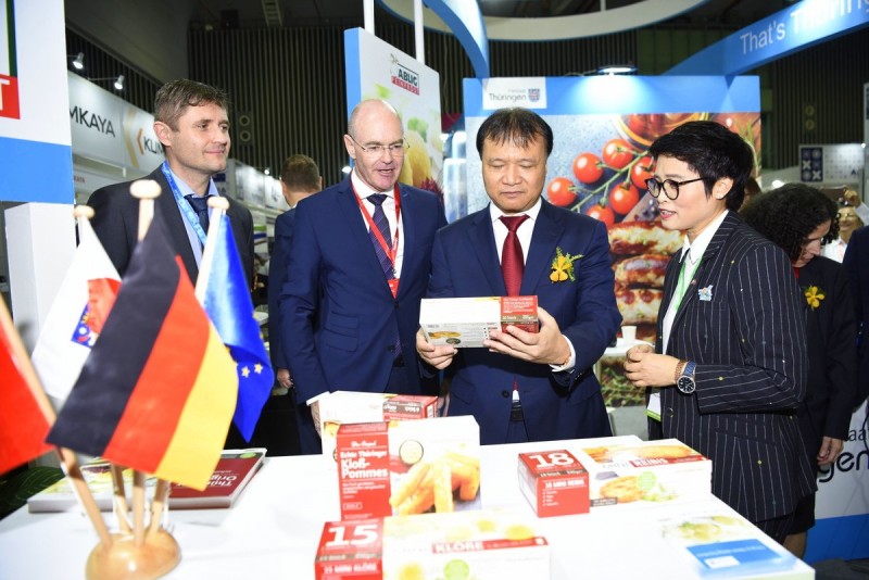 Vietnam Foodexpo 2022 thu hút trên 400 doanh nghiệp trong nước và quốc tế