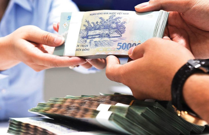 Lãi cao, kênh tiết kiệm thu hút gần 1.200 tỷ đồng người dân mỗi ngày