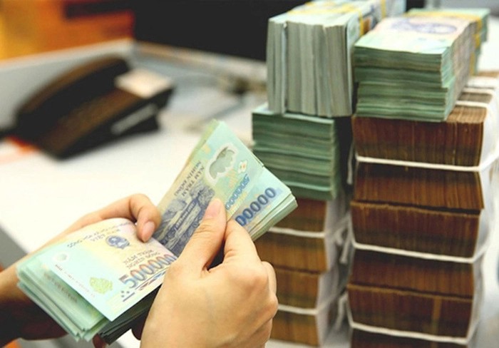 Dồn vốn cho nhà giá rẻ, kiểm soát rủi ro tín dụng BĐS cao cấp