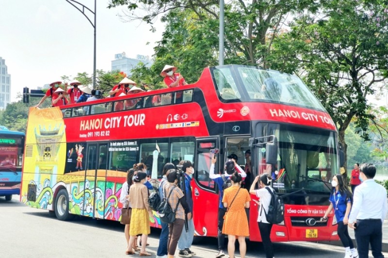 Hà Nội miễn phí vé xe buýt 2 tầng cho du khách trong kỳ nghỉ lễ 30/4 - 1/5