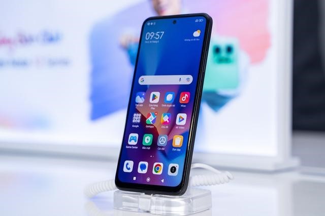 2 siêu phẩm smartphone tầm trung đáng chú ý hàng đầu hiện nay