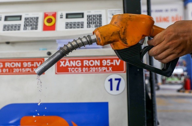 Gian lận chất lượng xăng dầu vẫn diễn biến phức tạp