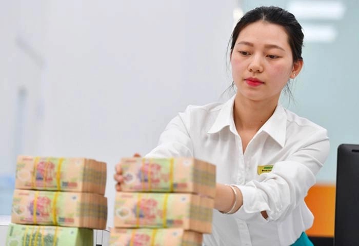 Nợ xấu nhiều ngân hàng tăng mạnh: Chốt số 2023, cảnh báo 2024