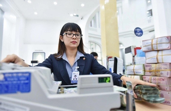 Bốn ngân hàng trả thu nhập bình quân nhân viên trên 40 triệu/tháng