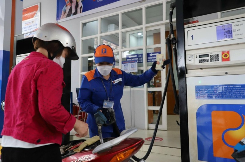 Bộ Công Thương tiếp tục chỉ đạo khẩn về xuất hóa đơn điện tử bán lẻ xăng dầu