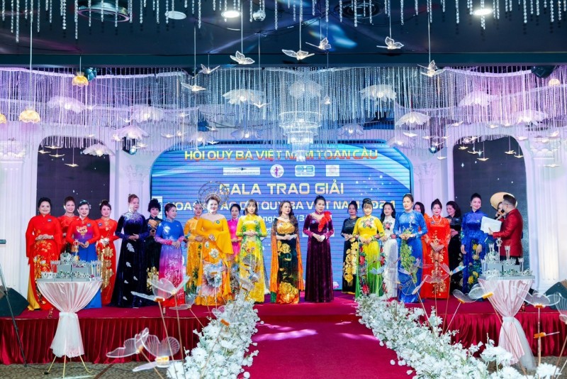Hoa hậu Áo dài quý bà Việt Nam 2024: Tôn vinh những người đẹp quảng bá áo dài truyền thống dân tộc