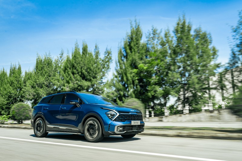 Ưu đãi tháng 4 của Kia: Sportage giá chỉ từ 779 triệu đồng