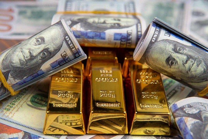 Giá vàng và ngoại tệ ngày 2/8: Vàng giảm nhẹ, USD trên đà hồi phục