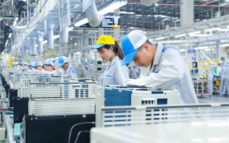 Việt Nam hút hơn 4 tỷ USD vốn đầu tư nước ngoài trong tháng đầu năm