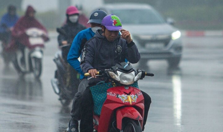 Dự báo thời tiết ngày 12/2: Bắc Bộ nồm ẩm trước khi đón không khí lạnh
