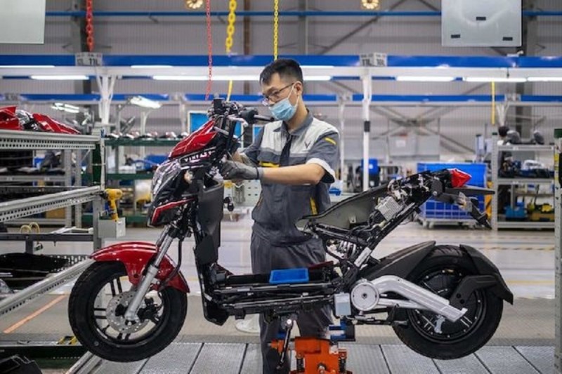 World Bank: Việt Nam tiết kiệm 500 tỷ USD nếu chuyển đổi xe máy điện
