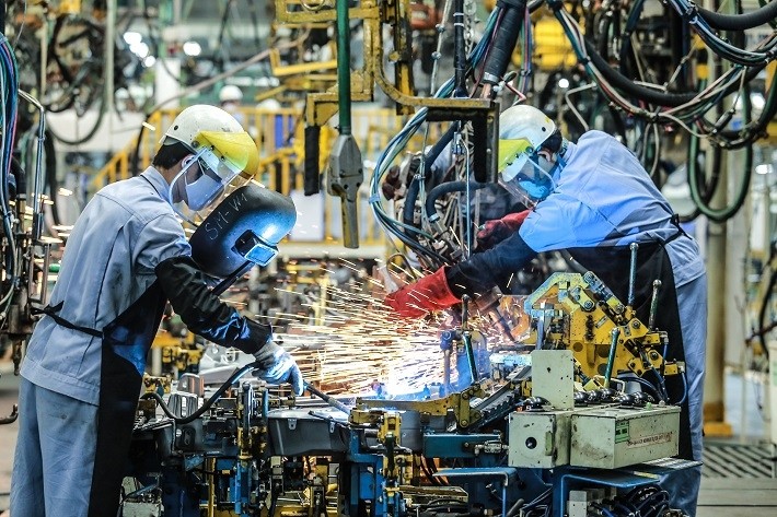 Sản xuất công nghiệp tiếp tục duy trì đà tăng trưởng mạnh mẽ