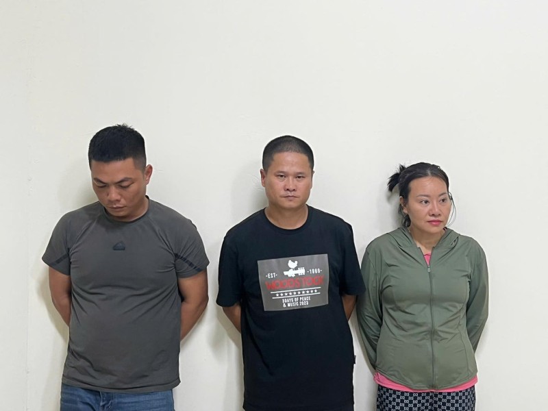 3 người xả trộm gần 50m³ chất thải bể phốt xuống sông Tô Lịch