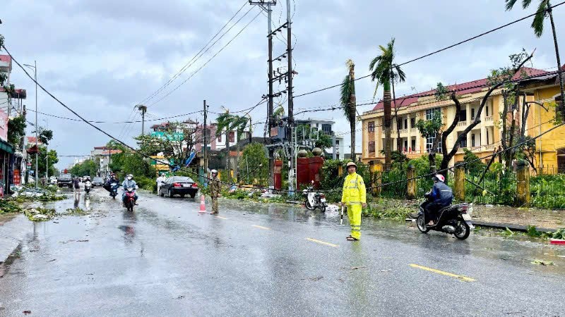 Ninh Bình tạm hoãn chào mừng thành công Đại hội Đảng bộ tỉnh, tập trung khắc phục hậu quả bão Bualoi