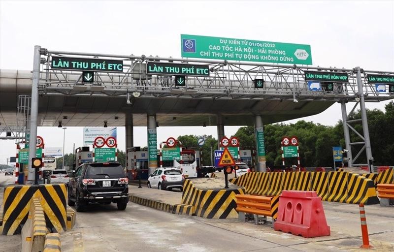 Đề xuất xe ô tô bị giam giữ không phải chịu phí sử dụng đường bộ