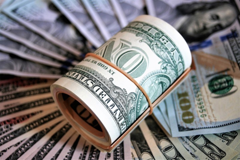 Tỷ giá USD hôm nay 6.12: Thị trường tự do lao dốc, ngân hàng biến động nhẹ