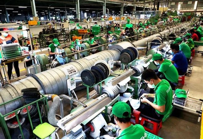 Chuyển đổi kép thúc đẩy năng suất trong doanh nghiệp công nghiệp và năng lượng