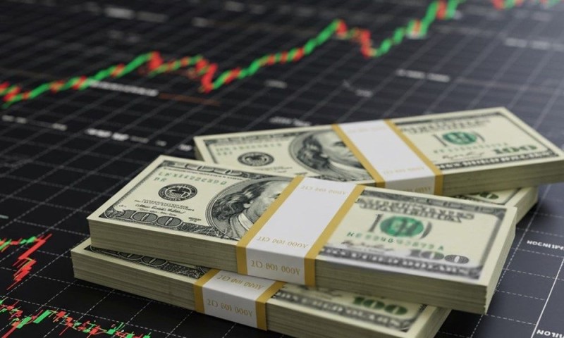 USD tăng mạnh khi xung đột Trung Đông đẩy giá dầu lên đỉnh