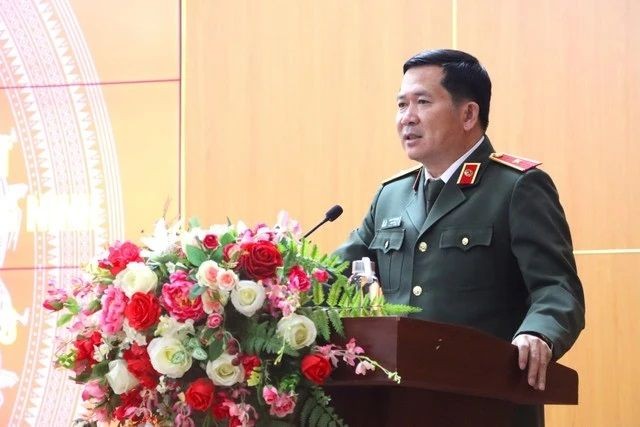 Trung tướng Đinh Văn Nơi giữ chức Phó Bí thư Tỉnh ủy An Giang, kiêm Bí thư Đặc khu Phú Quốc