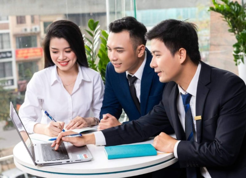 Đại lý bảo hiểm truyền thống lép vế trước 'làn sóng' bancassurance?