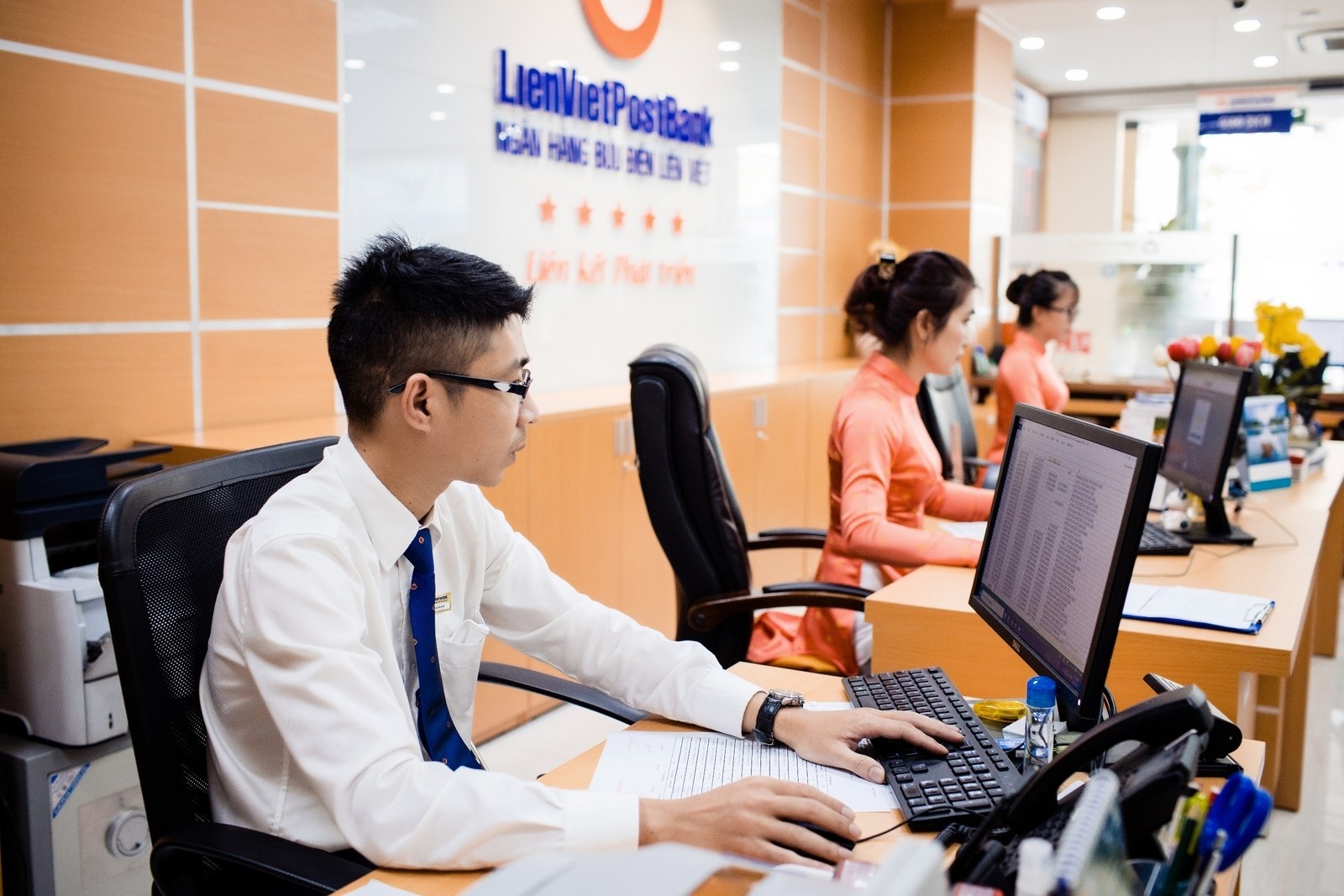 LienVietPostBank: Lưu chuyển tiền thuần giảm mạnh, nợ xấu tăng vọt lên 3.400 tỷ đồng