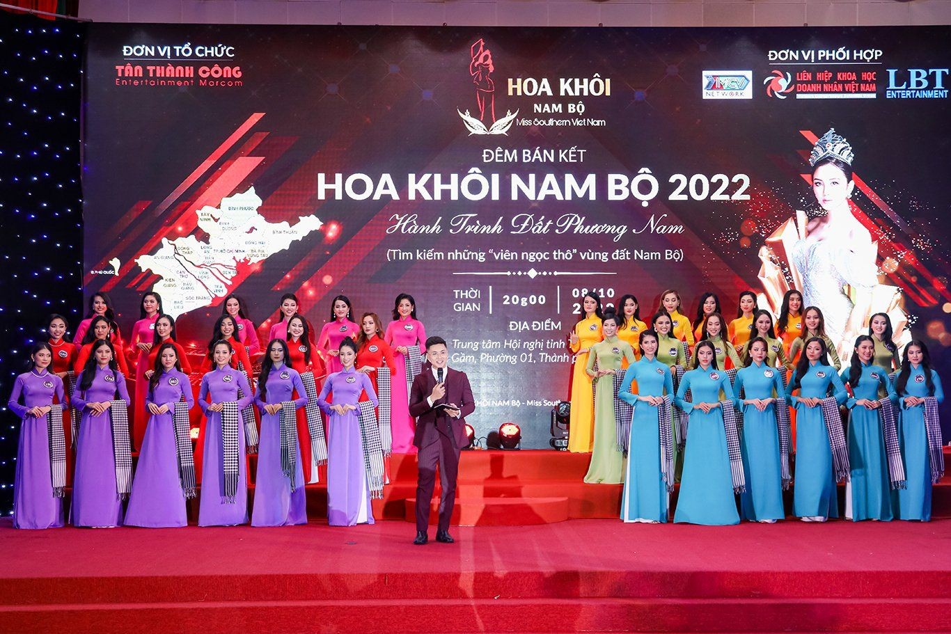 Xuất hiện Vương miện từ Trầm hương trong cuộc thi Hoa khôi Nam Bộ 2022