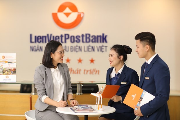 Lãi “khủng” nhưng dòng tiền kinh doanh của LienVietPostBank âm nặng và nỗi lo đến từ khoản nợ gần 21.500 tỷ đồng trái phiếu
