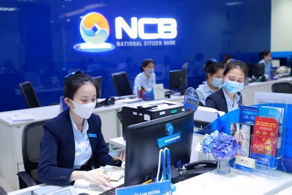 Những cuộc đổi chủ trong giới ngân hàng