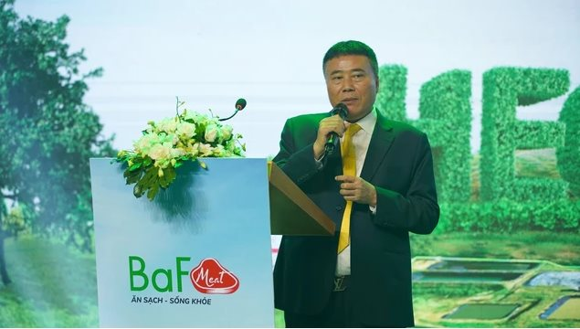 Thông báo chấm dứt hoạt động trại lợn bị xử phạt tại Hòa Bình, BAF của đại gia “heo ăn chay” Trương Sỹ Bá còn có bao nhiêu địa điểm tương tự?