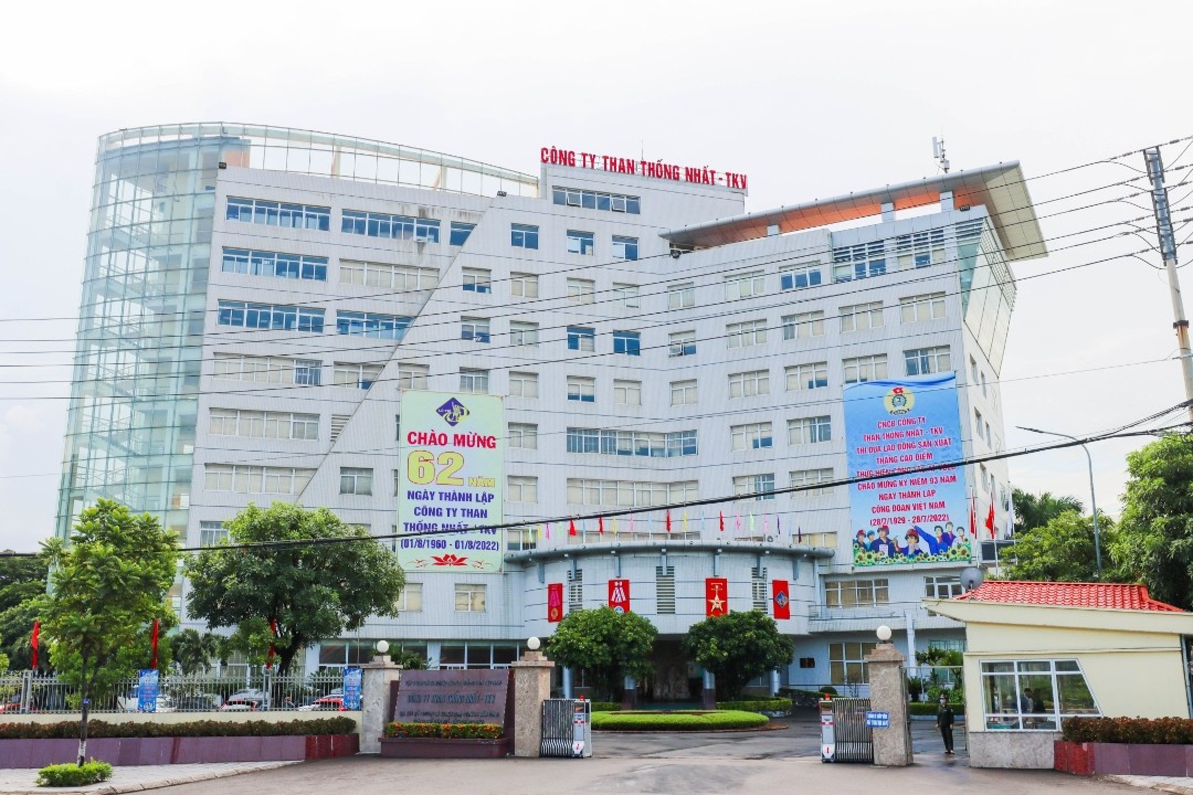 Công ty than Thống Nhất - TKV “ưu ái” nhà thầu mới, trúng nhiều gói thầu hàng chục tỷ đồng