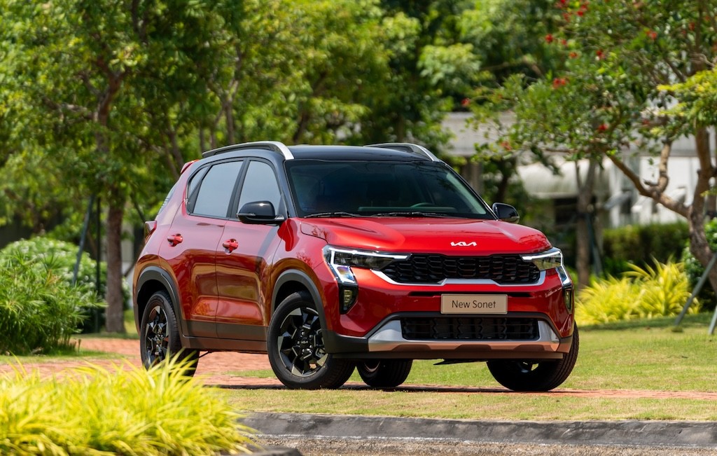 Kia Sonet 2024 có thêm nhiều trang bị công nghệ, giá từ 539 triệu đồng