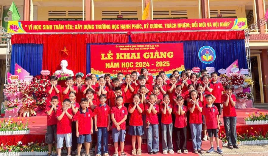 Lào Cai: Hơn 235 nghìn học sinh bước vào năm học mới