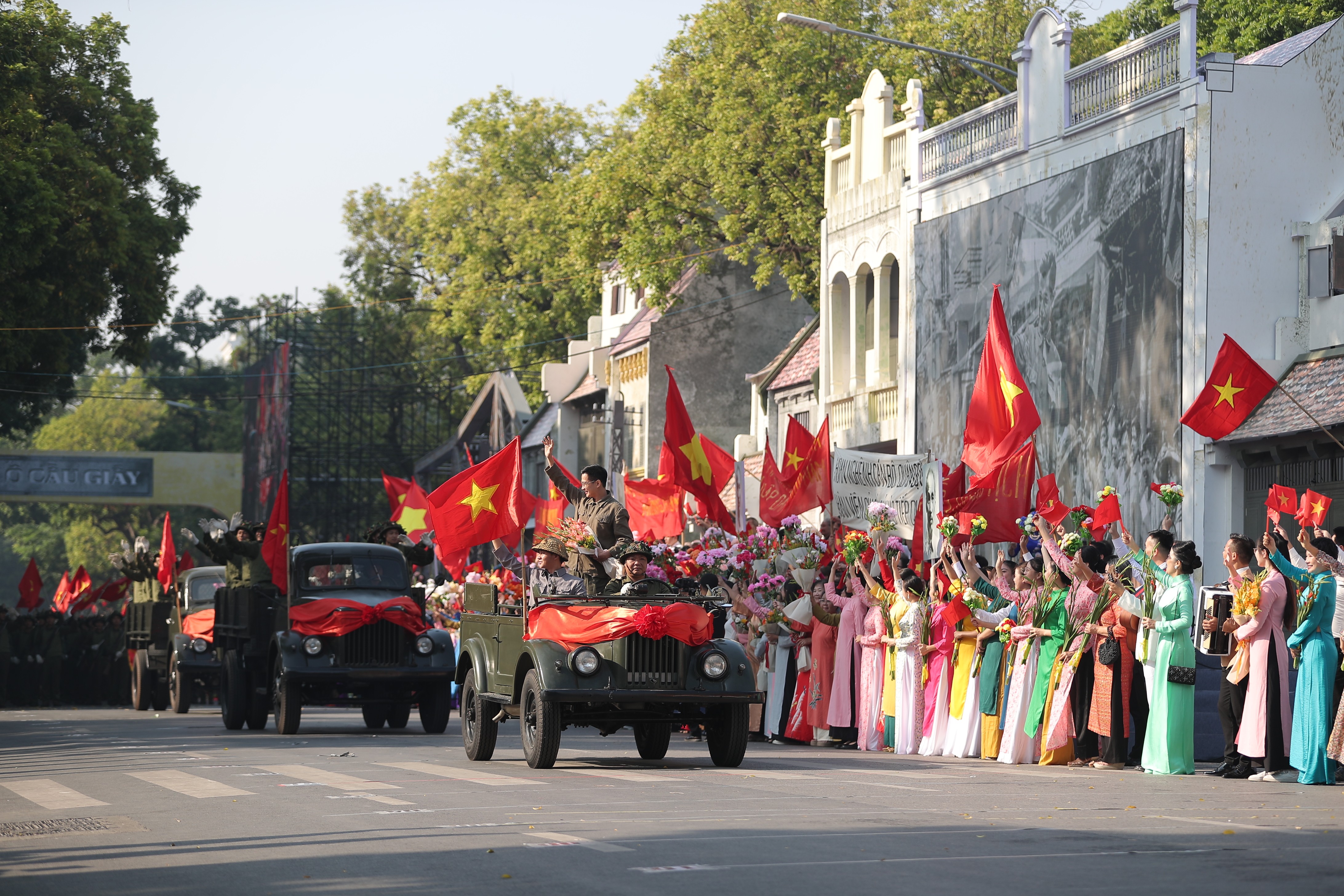 Xúc động, tự hào trong Ngày hội Văn hóa vì Hòa bình kỷ niệm 70 năm Giải Phóng Thủ Đô