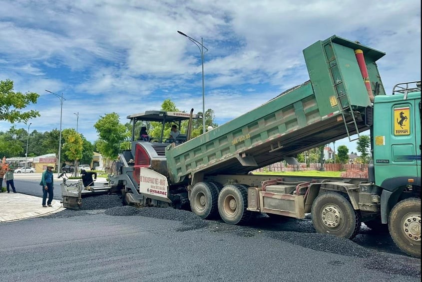 Trí Việt Investcons: Chậm đóng BHXH, vi phạm trong đấu thầu