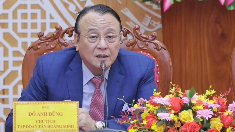 Ông Đỗ Anh Dũng tái xuất, Tân Hoàng Minh 'sống dậy'