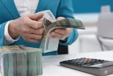 Ngân hàng đồng loạt tăng lãi suất cơ sở, lãi suất tham chiếu, có nơi chạm 13,5%/năm