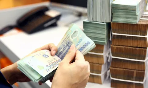 Tổng thu ngân sách 2025 đạt 2,5 triệu tỷ đồng, vượt dự toán 31%