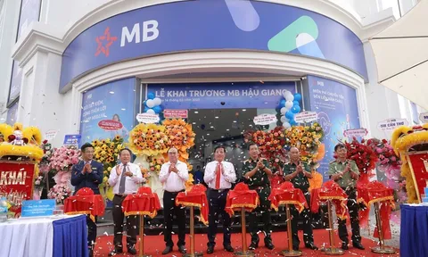 MB khai trương chi nhánh Hậu Giang, thúc đẩy tài chính số tại Đồng bằng sông Cửu Long