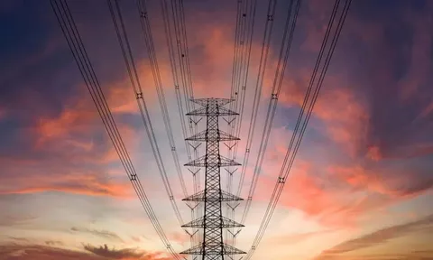 Đầu tư toàn cầu vào chuyển đổi năng lượng đạt kỷ lục 2.300 tỷ USD