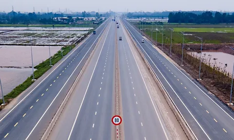 Đề xuất đầu tư đoạn cao tốc trên tuyến vành đai 5 Vùng Thủ đô với 8 làn xe