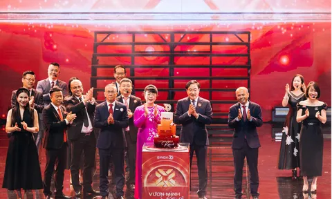 Bình minh đẹp nhất trên hành trình 30 năm của ROX Group
