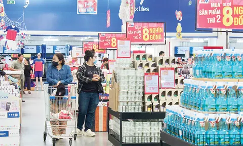 Vietnam Report công bố Top 10 Công ty uy tín ngành Bán lẻ năm 2026