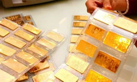 Vàng miếng SJC tiếp tục 'rớt giá', xuống mức thấp nhất 2 tuần qua