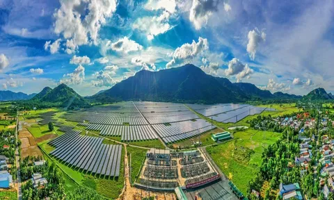 Việt Nam sẽ phát triển 2 trung tâm công nghiệp, dịch vụ năng lượng tái tạo